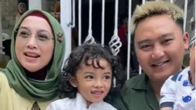 Desy Ratnasari (Foto: Instagram/@desyratnasariterdepan)