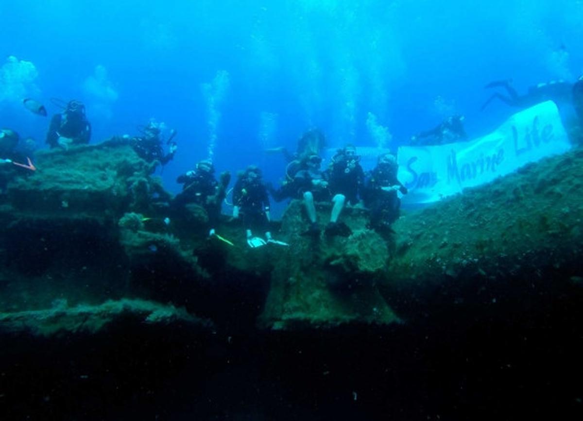 Mengunjungi Kapal MZ Zenobia di bawah laut Siprus