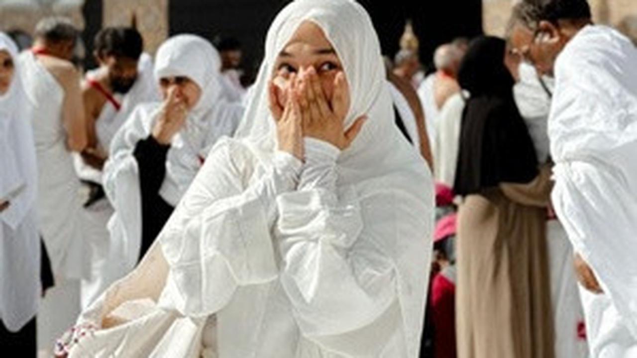 Fatin Shidqia Jalani Umroh di Bulan Ramadhan, Ungkap Rasa Syukur di Tanah Suci