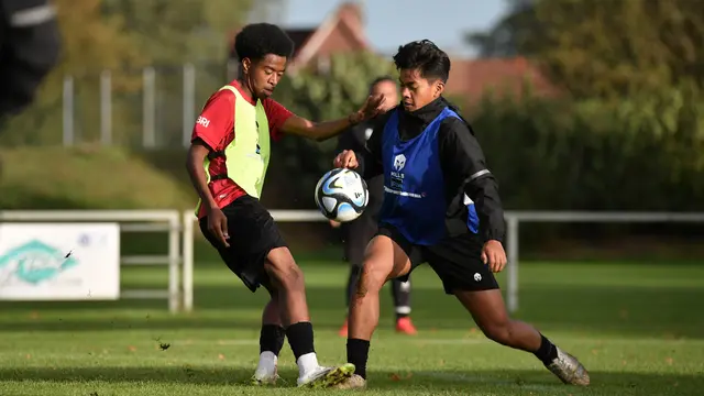 Foto: Melihat Persaingan 3 Pemain Diaspora saat Timnas Indonesia U-17 TC di Jerman