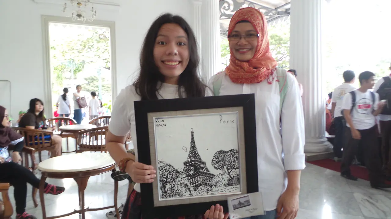Lukisan Karya Anak Autis untuk Mufidah Kalla
