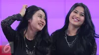Duo Serigala saat menghadiri acara Dear Haters di SCTV Tower, Jakarta, Kamis (14/4/2016). (Liputan6.com/Angga Yuniar)
