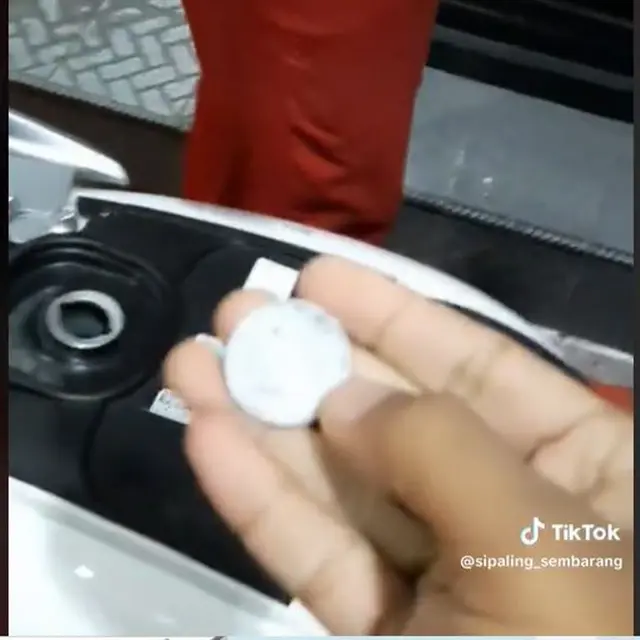 Reaksi Erick Thohir Tentang Video Pemotor Isi Bensin Cuma Rp500 tapi Tetap Dilayani