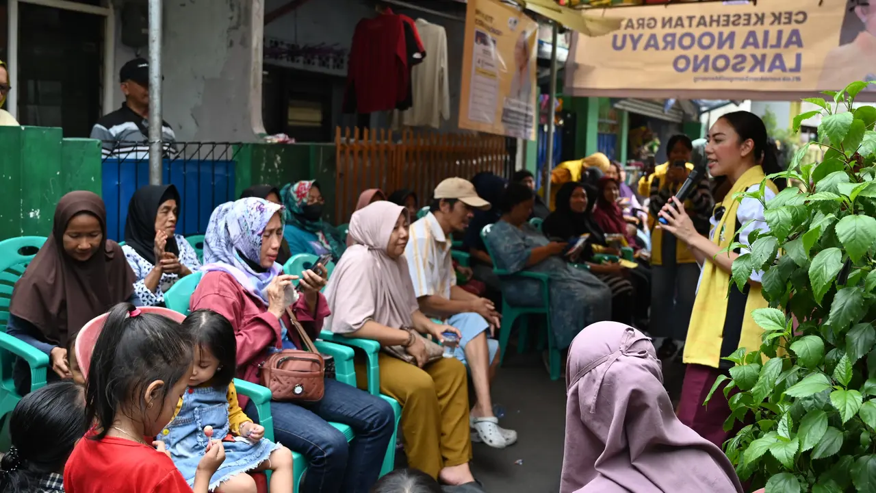Calon Legislatif DPRD Dapil 5 DKI Jakarta Partai Golkar Alia Noorayu Laksono menggelar cek kesehatan gratis di wilayah Cipinang Besar Selatan dan Pondok Kopi, Jakarta Timur (Istimewa)