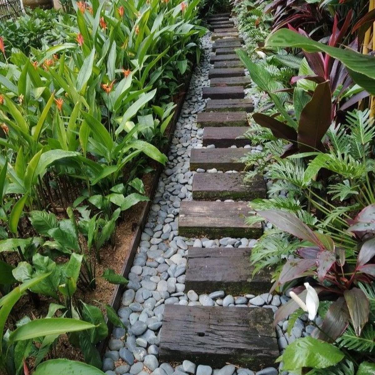 Ilustrasi Model Taman Batu Koral yang Seimbang (©Pinterest)