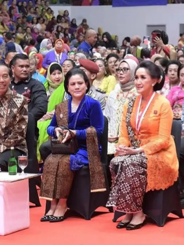 Iriana saat Hadir di Acara Hari Kebaya Nasional 2024. [@jokowi]