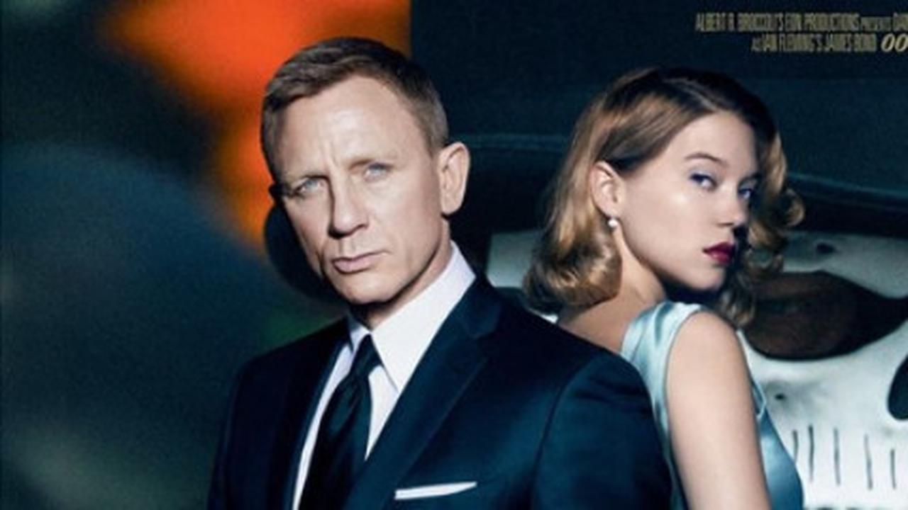 Informasi terkait perubahan hadiah kuis film 'SPECTRE