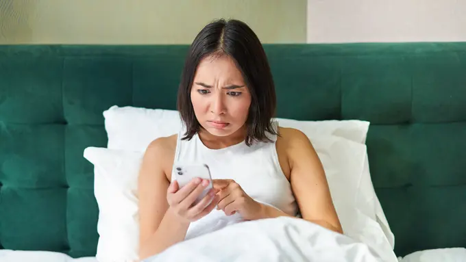 wanita cara chatting