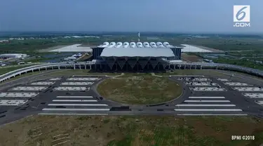 Presiden Jokowi mengatakan Bandara Kertajati, Jawa Barat siap digunakan pada Mei 2018. 