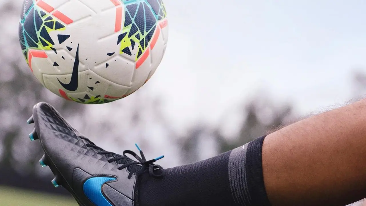Nike Tiempo Legend 8