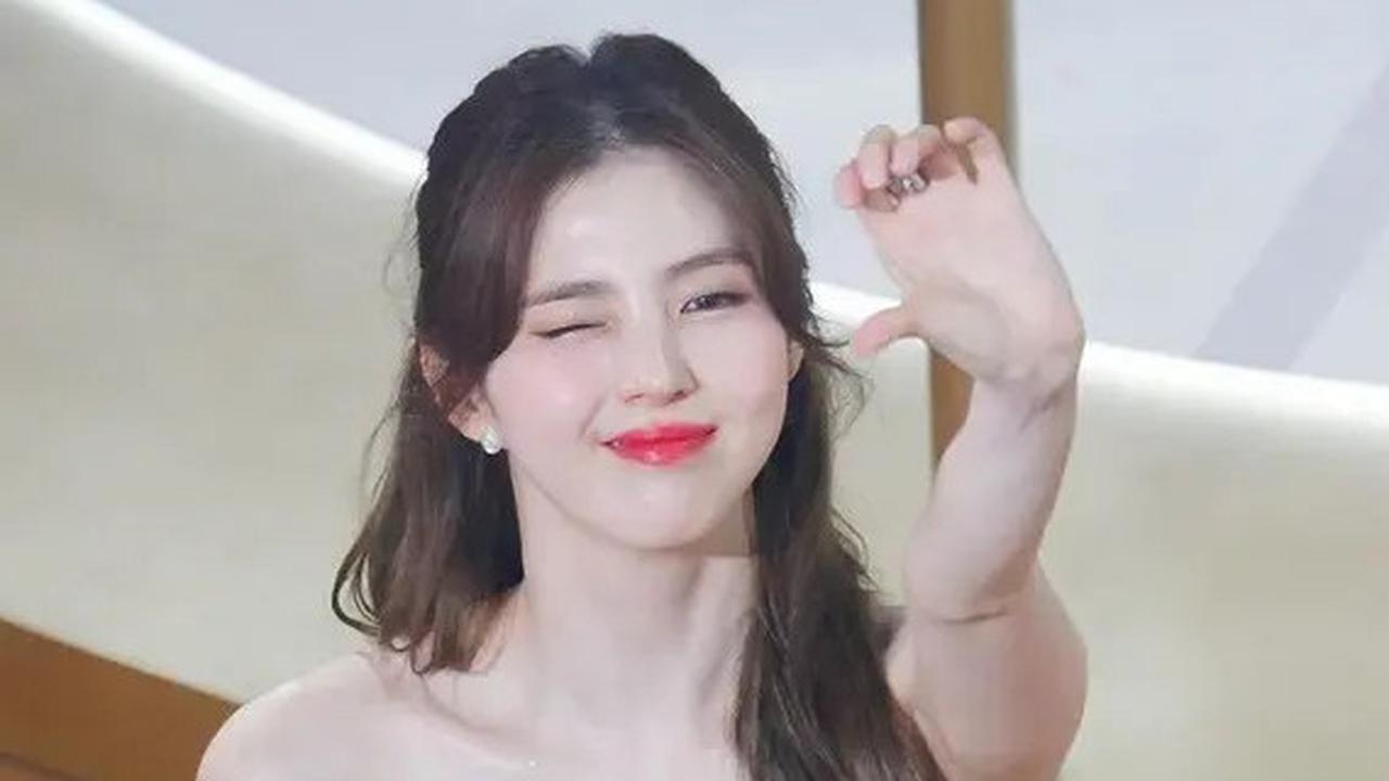 Kulit Putih dan Pucat Han So Hee, Riasan atau Asli? Ini Pandangan Netizen