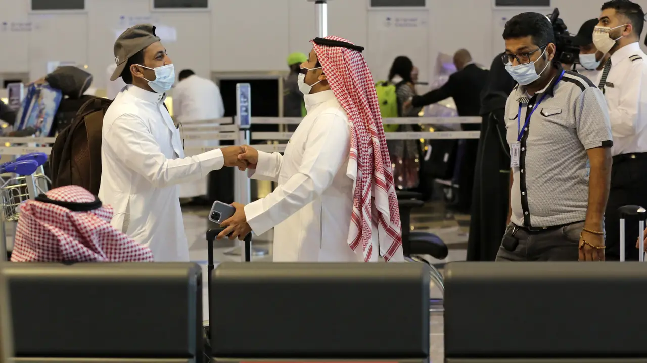 Warga Saudi Bebas Bepergian ke Luar Negeri
