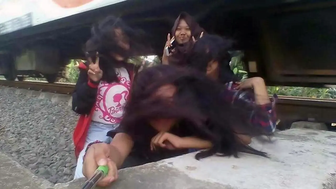[Bintang] Selfie
