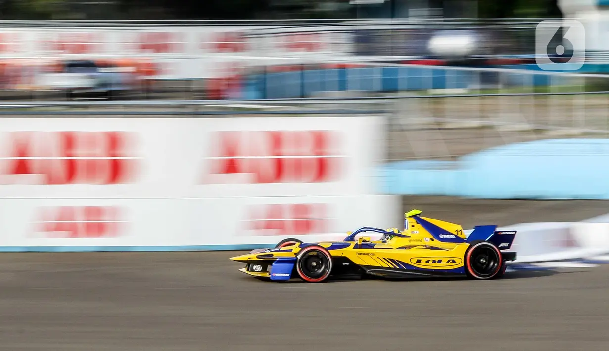 Formula E World Championship kembali digelar di Indonesia. (Liputan6.com/Herman Zakharia)