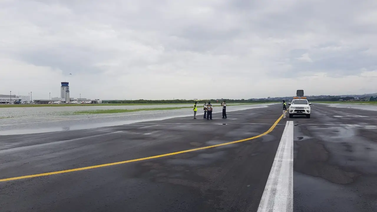 Bandara Ahmad Yani Semarang Ditutup Sementara karena Banjir