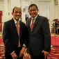 Ignasius Jonan dan Arcandra Tahar dilantik menjadi Menteri ESDM dan Wakil Menteri ESDM di Istana Negara, Jakarta, Jumat (14/10). (Liputan6.com/Faizal Fanani)