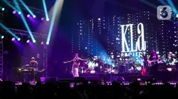 Aertenitas merupakan konser perayaan 36 tahun KLa Project dalam perjalanannya berkarier di industri musik Tanah Air. (Liputan6.com/Herman Zakharia)