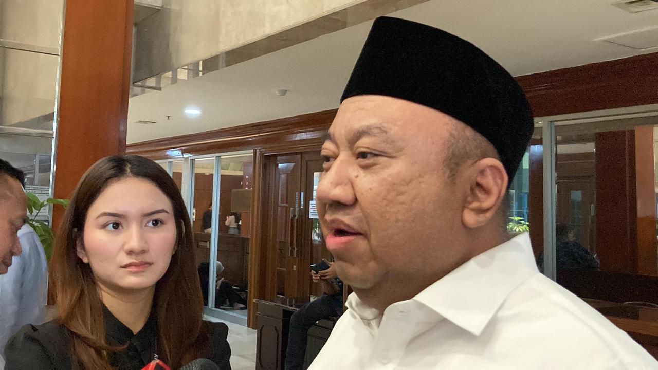 Hasil Rapat Komisi X DPR dengan Kemendikti Saintek, UKT Dimungkinkan Tidak Naik