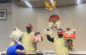 KPK Sita Rp 1,2 M dalam Kasus Dugaan Korupsi Bupati Klaten