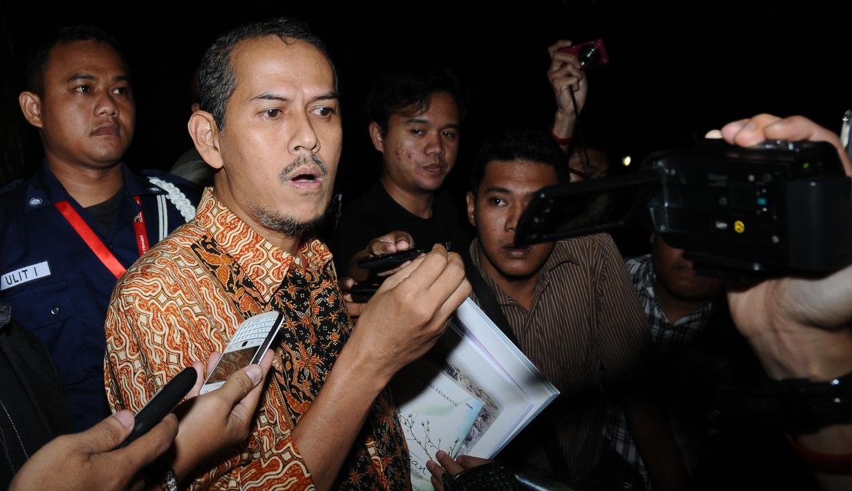 Namun, Anggito mengaku tidak mengetahui semua karena semua kejadian dan masalah terjadi sebelum ia dilantik menjadi dirjen, yaitu 26 Juni 2012 (Liputan6.com/Helmi Fitrhiansyah)