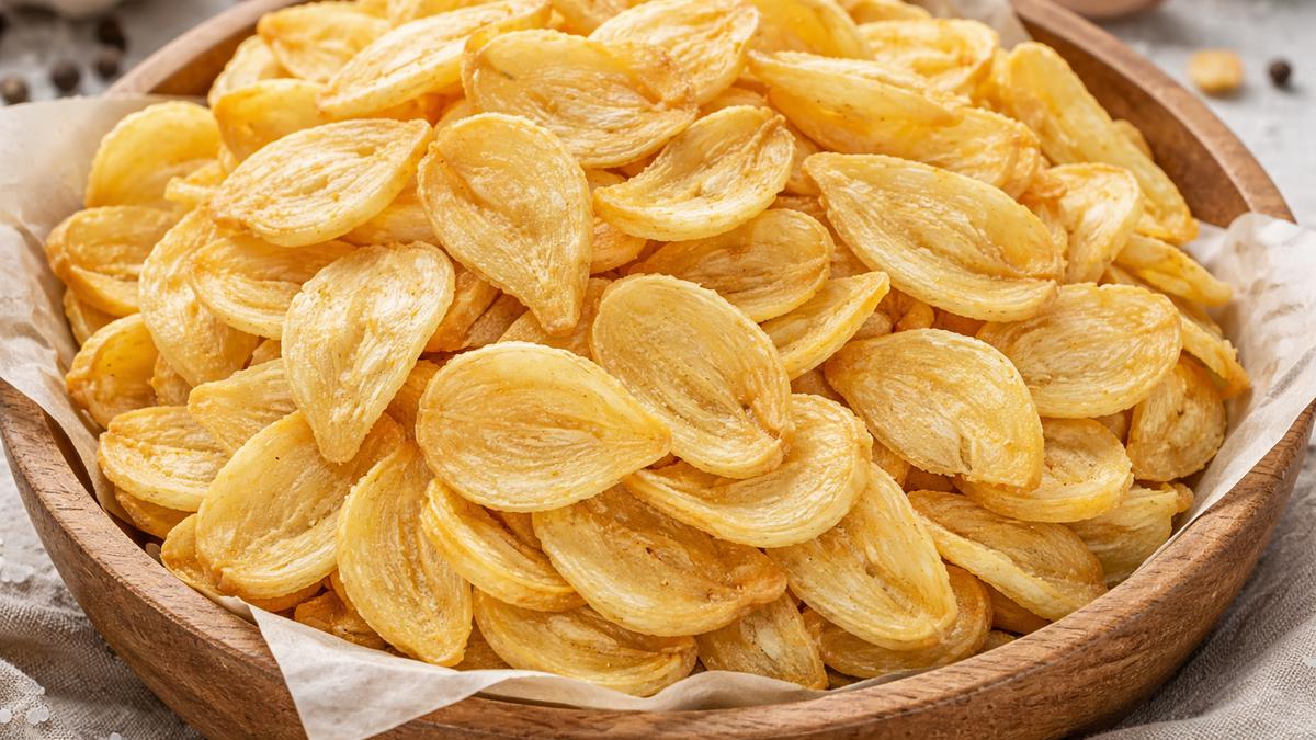 Resep Keripik Bawang Putih Utuh yang Renyah dan Tidak Pahit