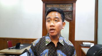 Reaksi Gibran Dituding Punya Ambisi Jadi Cawapres 2024: Jika Benar Berambisi,  Tentu Saya Tunggui di Jakarta - ShowBiz Liputan6.com