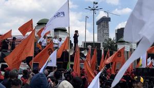 Demo Buruh Depan Gedung DPR