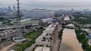 Foto udara pembangunan jalan tol Harbour Road II yang menghubungkan Ancol Timur dan Pluit di kawasan Tanjung Priok, Jakarta Utara, Rabu (24/9/2025). (merdeka.com/Arie Basuki)