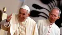 Paus Fransiskus saat berada di Antananarivo, Madagaskar, 7 September 2019. (AP)