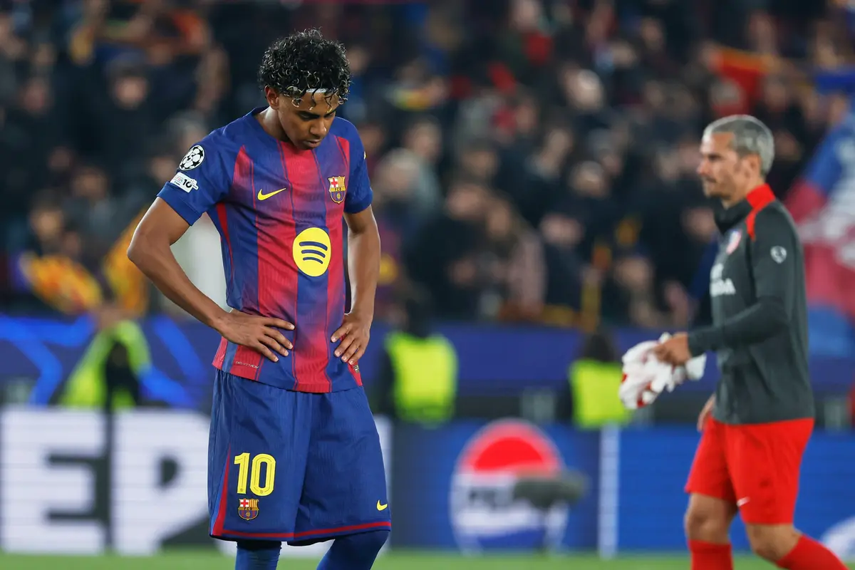 Foto: Ekspresi Kekecewaan Pemain Barcelona Kalah di Kandang Sendiri dari Atletico Madrid di Liga Champions, Lamine Yamal Paling Terpukul