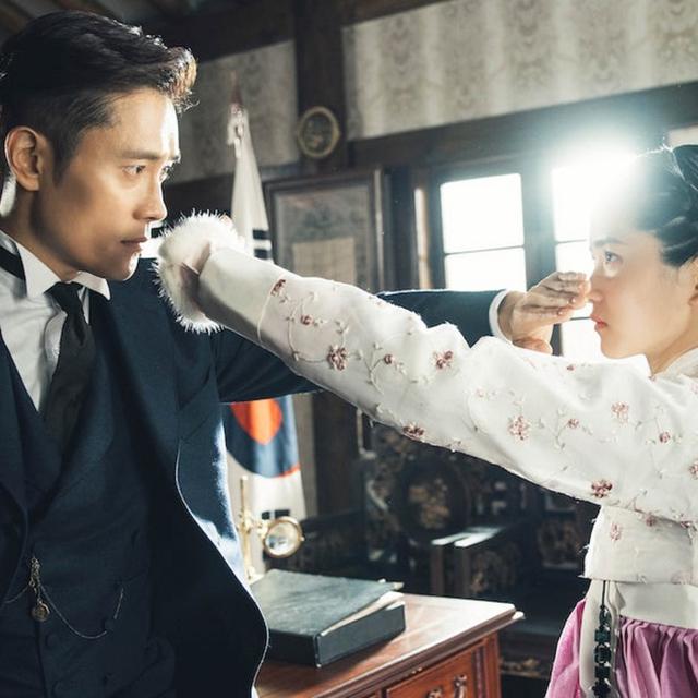 Inilah Daftar Drama Korea Terbaik 2018 Pilihan Para Pakar Showbiz Liputan6 Com Tempat untuk nonton streaming film bioskop drama korea dan film seri. inilah daftar drama korea terbaik 2018