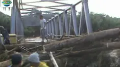 Sulitnya medan, membuat pihak BPBD alami kendala melakukan pencarian korban.