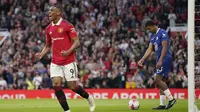 Pemain Manchester United Anthony Martial melakukan selebrasi usai mencetak gol ke gawang Chelsea pada pertandingan sepak bola Liga Inggris di Stadion Old Trafford, Manchester, Inggris, Kamis (25/5/2023). (AP Photo/ Dave Thompson)