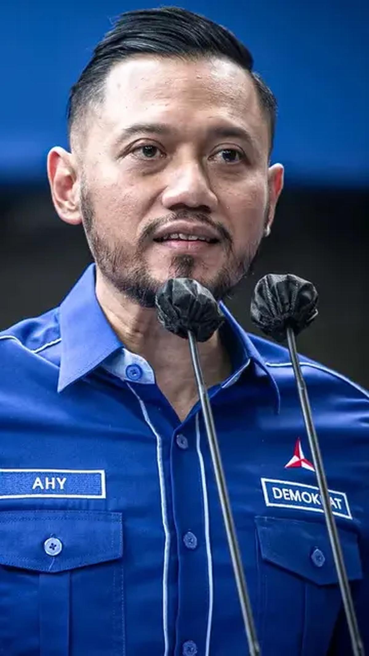 "Kita juga tentu menunggu penjelasan rasional yang bisa menjawab itu semuanya," katanya.