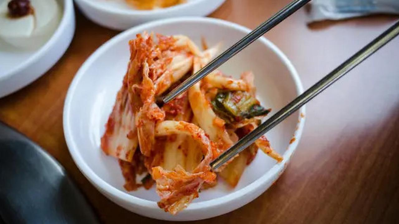 Apa Itu Kimchi? Simak Manfaat dan Cara Membuatnya di Rumah