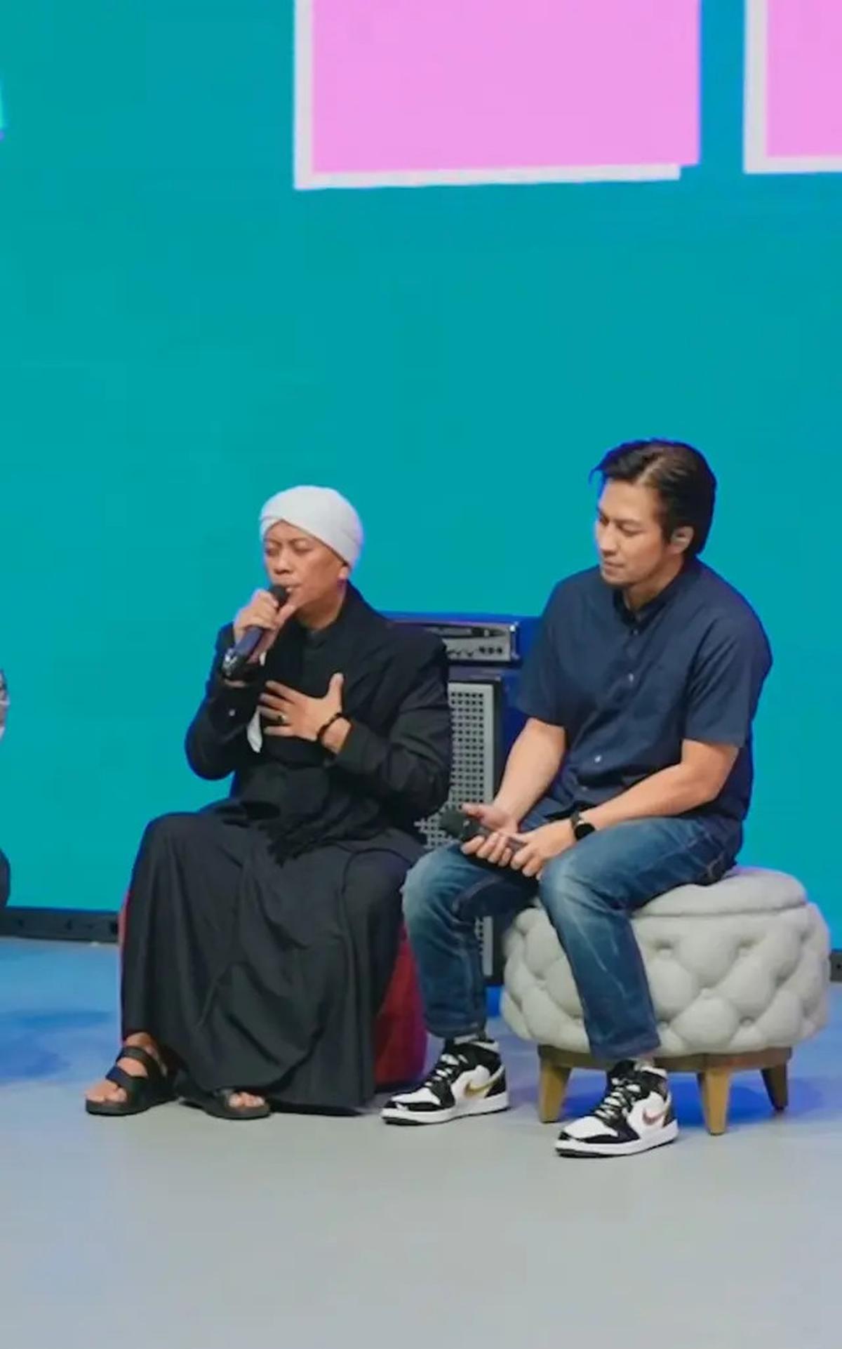 7 Potret Terbaru Sunu Matta Pelantun 'Ketahuan', Tetap Nyanyi Meski Jadi Ustaz