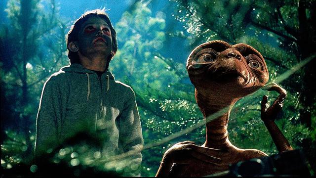 E.T. the Extra-Terrestrial (1982)