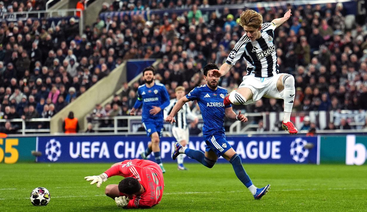Meskipun begitu, mereka tetap tampil 'all out' dan menguasai jalannya pertandingan. (AP Photo/PA/Martin Rickett)