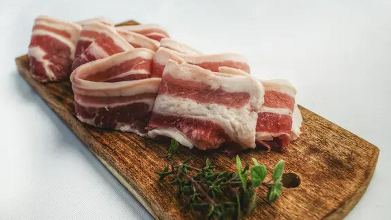 Catat Ini Istilah Makanan Mengandung Daging Babi yang Harus Diketahui