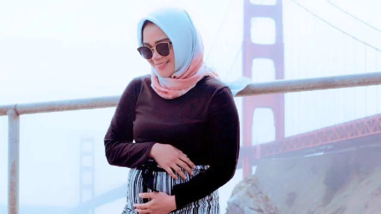 [Fimela] Sheza Idris