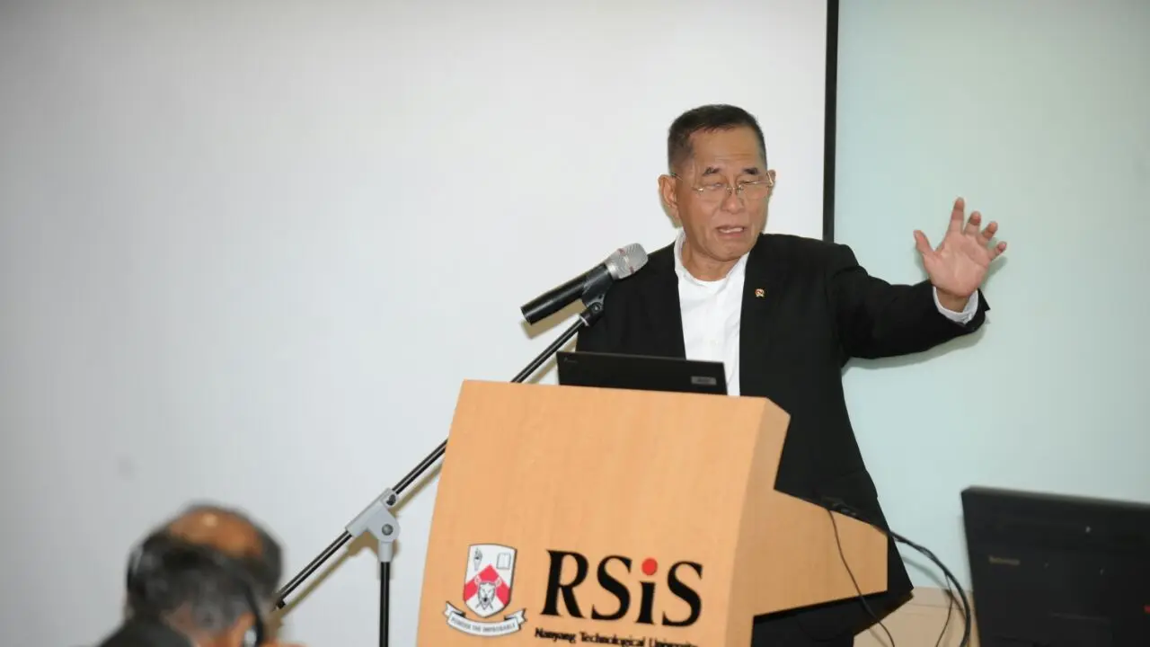 Menteri Pertahanan RI Ryamizard Ryacudu di S. Rajaratnam School of International Studies, Singapura (SCTV)