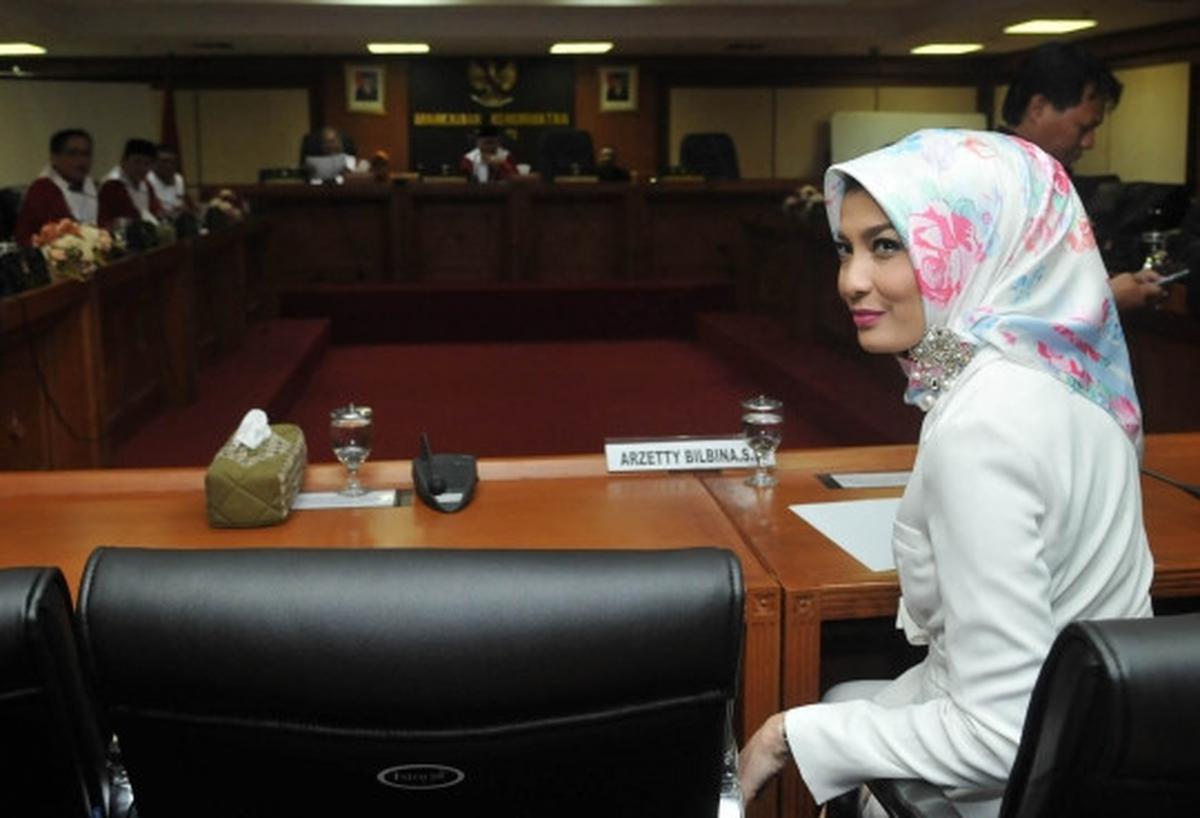Gaya santai Arzetty jalani sidang etik MKD