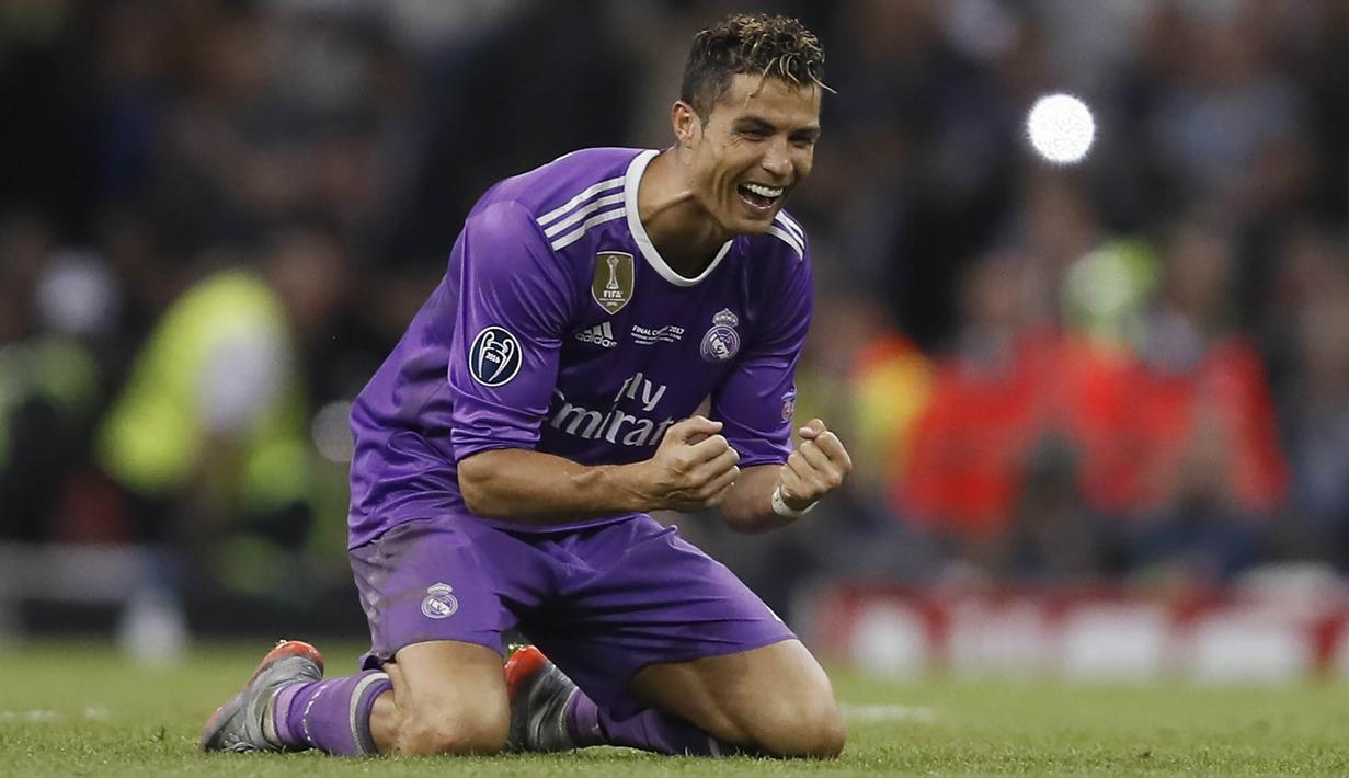 Striker Real Madrid, Cristiano Ronaldo, melakukan selebrasi usai mencetak gol ke gawang Juventus pada laga final Liga Champions di Stadion Millennium, Cardiff, Wales, Sabtu, (3/6/2017). Real Madrid menang 4-1. (AP/Kirsty Wigglesworth)