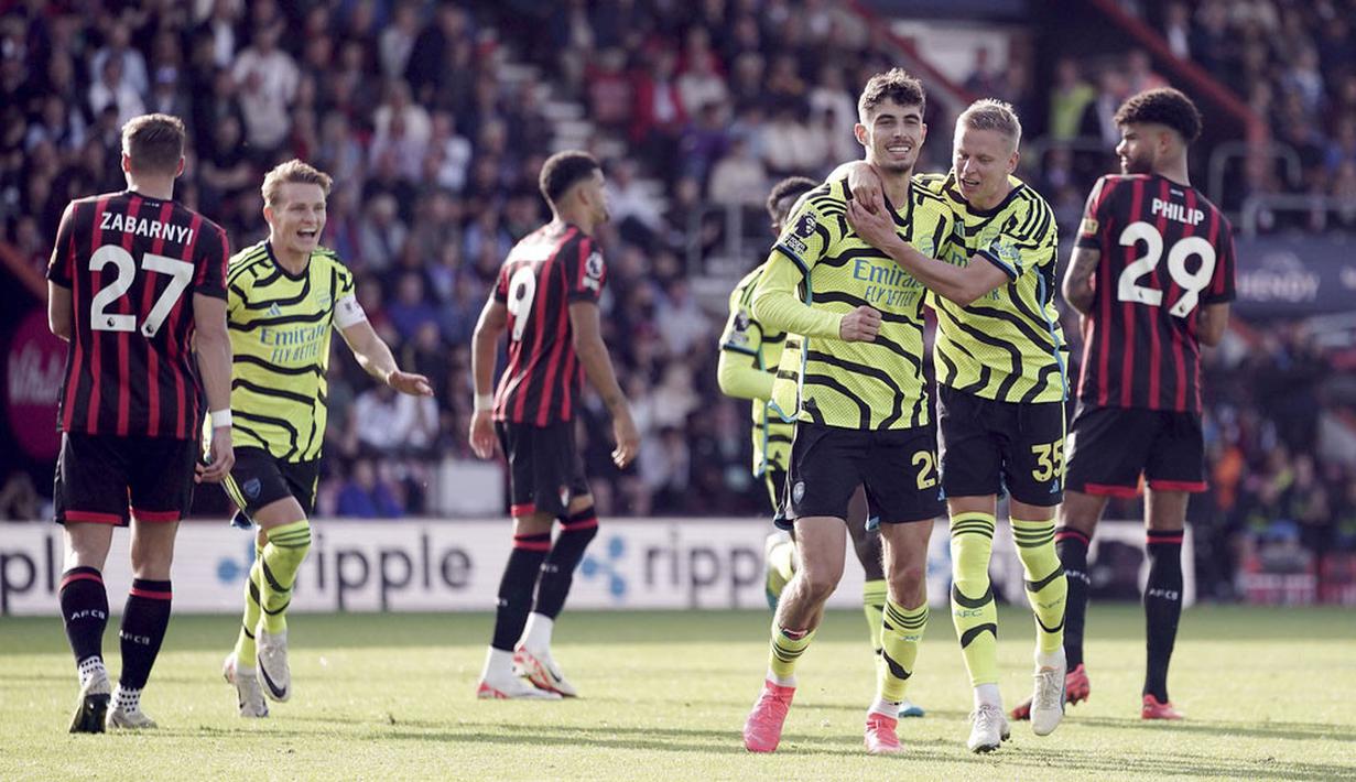 Pemain Arsenal, Kai Havertz, merayakan gol yang dicetaknya ke gawang Bournemouth pada laga pekan ketujuh Premier League 2023/2024 di Vitality Stadium, Sabtu (30/9/2023). Pada laga tersebut anak asuh Mikel Arteta menang empat gol tanpa balas. (Robbie Stephenson/PA via AP)