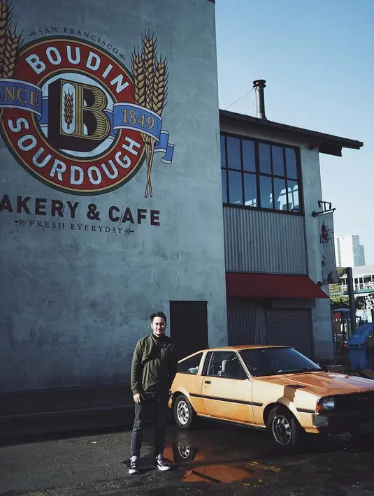 Beberapa potret kebahagiaan saat menjalani honeymoon dibagikan dalam akun instagram masing-masing. Beberapa destinasi dikunjungi oleh pasangan ini. (Instagram/ritchieismail)