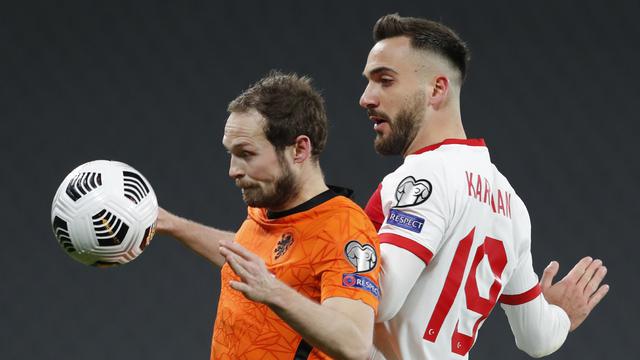 Burak Yilmaz Hattrick, Turki Bungkam Belanda 4-2