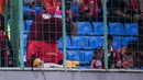 <p>Maskot Piala Dunia U-17 2023, Bacuya terlihat menyaksikan laga lanjutan BRI Liga 1 2023/2024 antara Persija Jakarta melawan Barito Putera di Stadion Patriot Candrabhaga, Bekasi, Sabtu (07/10/2023). (Bola.com/Bagaskara Lazuardi)</p>