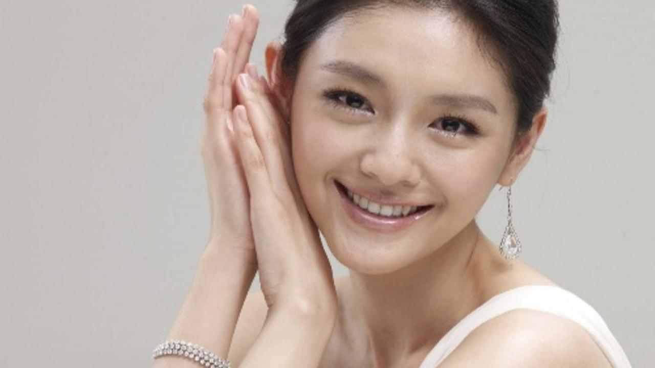 Barbie Hsu
