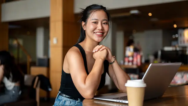 wanita september empati hati lembut