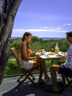 Hanya tiga jam dari Perth, Margaret River Region menyajikan perpaduan yang sulit ditolak. [Dok/Tourism Western Australia]